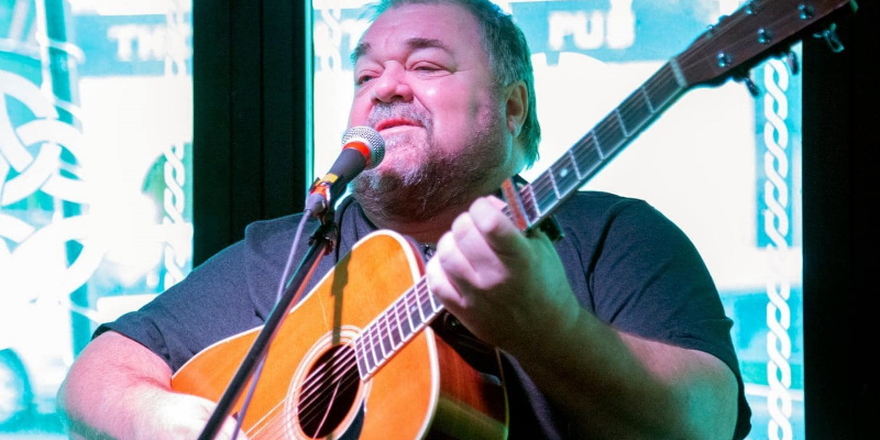 Local Musician’s Guitar Stolen from Downtown St. John’s Pub

vocm.com/2021/08/11/loc…