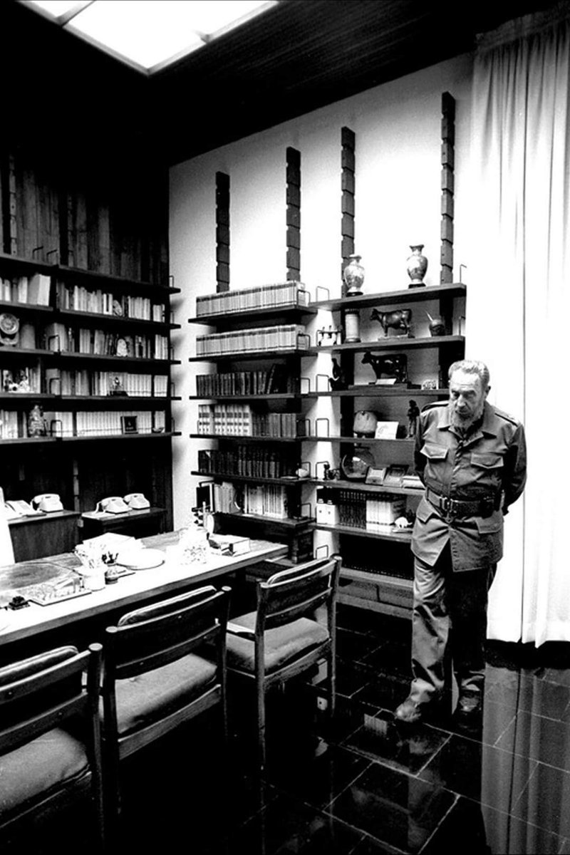 OrtizIbel's tweet photo. #FidelEsFidel 
Recordamos a nuestro Comandante en Jefe: lector insaciable, estudioso e investigador, innovador y de pensamiento avanzado. Hoy le damos gracias por sus logros.
#LosAgradecidosTeAcompañan
#Cuba https://t.co/JorDiZEsu2