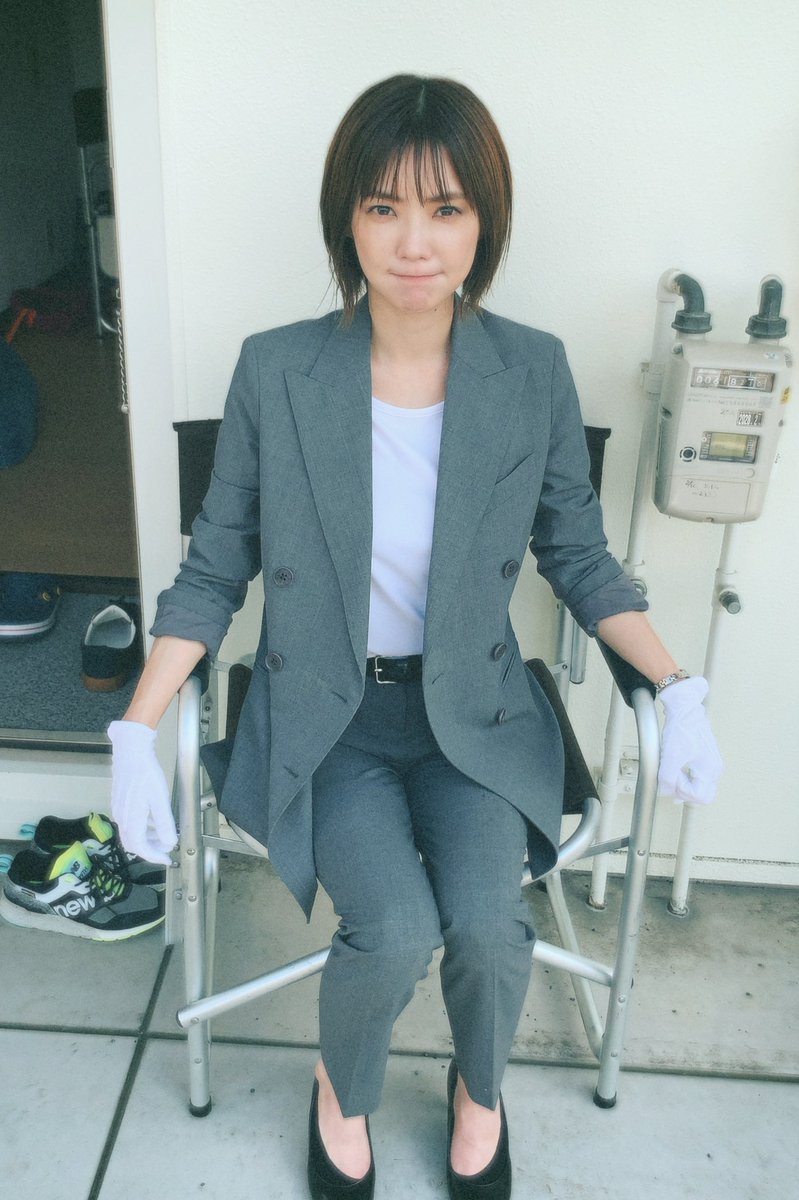 倉科カナ マネージャー お久しぶりです 今夜9時からは 刑事7人 第4話のoaです 最近とっても暑いのでみなさまもお気をつけくださいね 環さんも暑い って顔してます T Co Lmwzdbfyeb Twitter