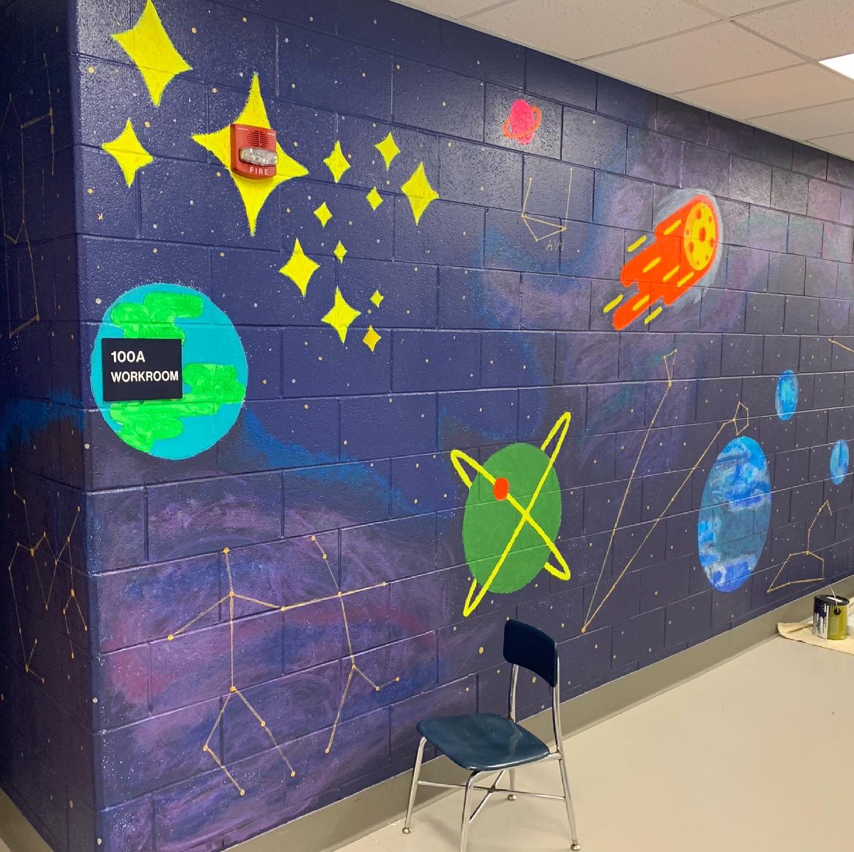 wilmot_ms's tweet photo. So proud to share the mural I helped paint this summer at @D59JohnJay. Outer space theme seemed only fitting for our John Jay Stars! ⭐️ #D59learns #D59cares #johnjaystars https://t.co/XQw2oID5sX