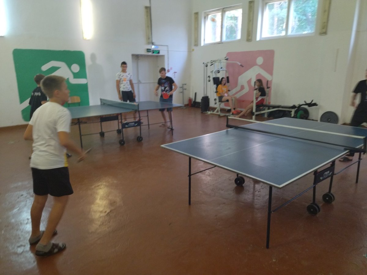 Ребята из смены #Новоепоколение являются активом РДШ в том числе и по направлению ЗОЖ. Именно поэтому они с таким удовольствием участвуют в работе спортивных секций нашего Центра. Мы рады дарить ребятам ЗАРЯд бодрости и хорошего настроения!
<a href="/depsamobr63/">Департамент образования Администрации г.о. Самара</a> 
<a href="/gshpsamara/">ГШП – Совет РДШ г.о Самара</a>