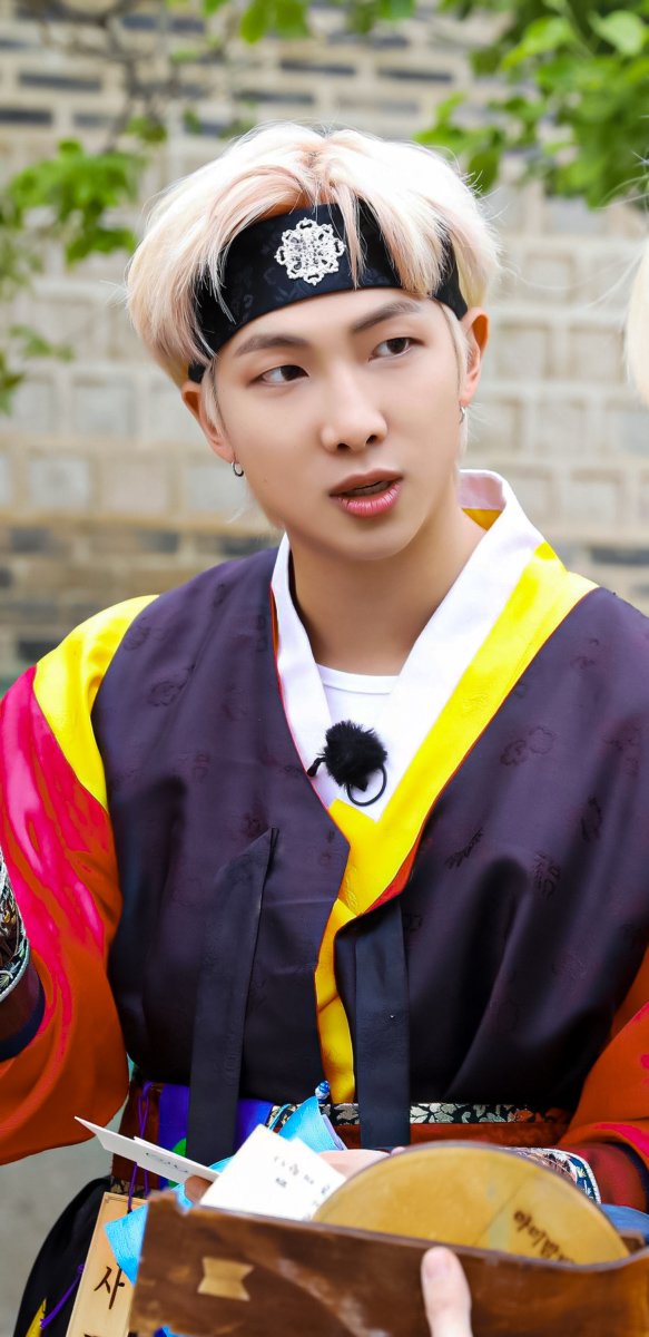 Bangtan Locks || Fan account tweet media