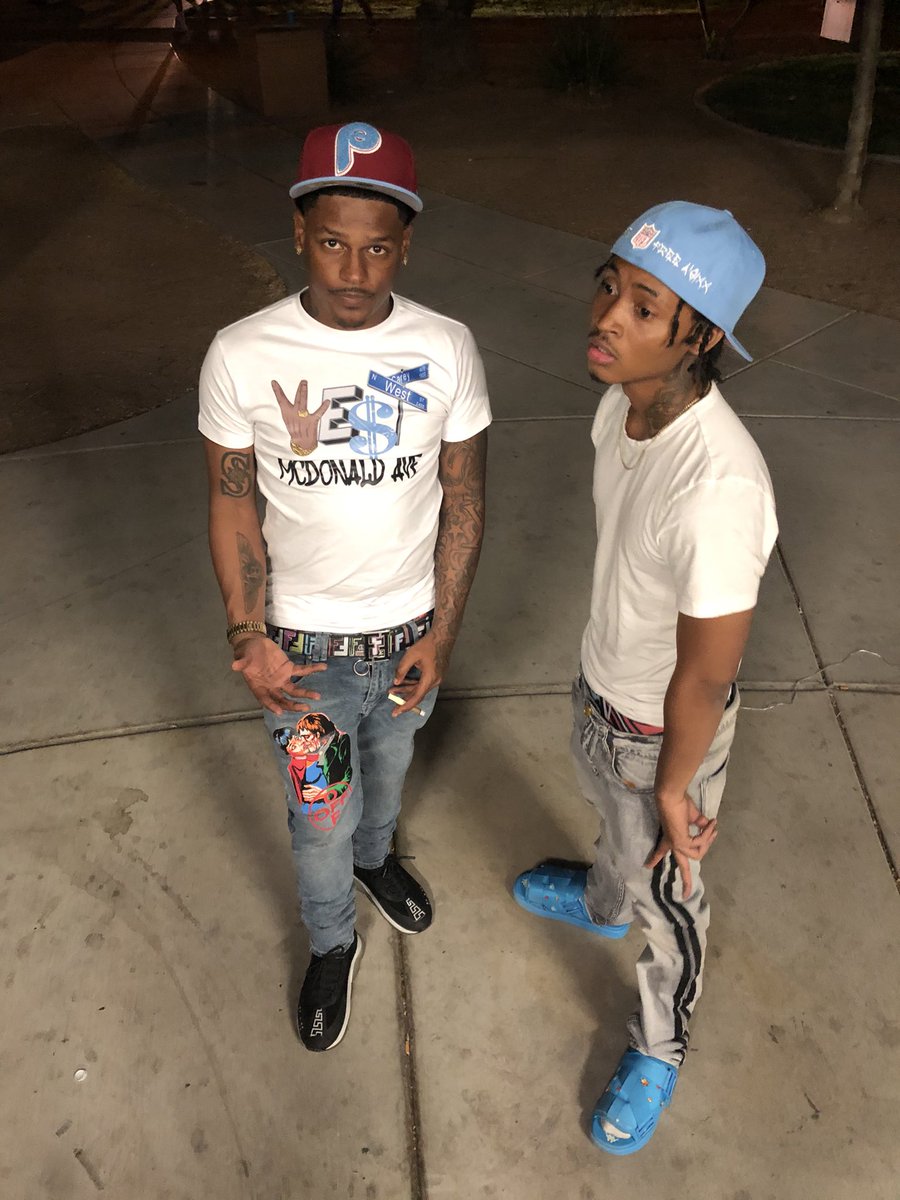 GreatMartell's tweet photo. I’m crushed behind this shit fr 💔💔💔 #CAPONEGANG #SHAWNCITY #TAYWORLD https://t.co/1MO2o6uTlL