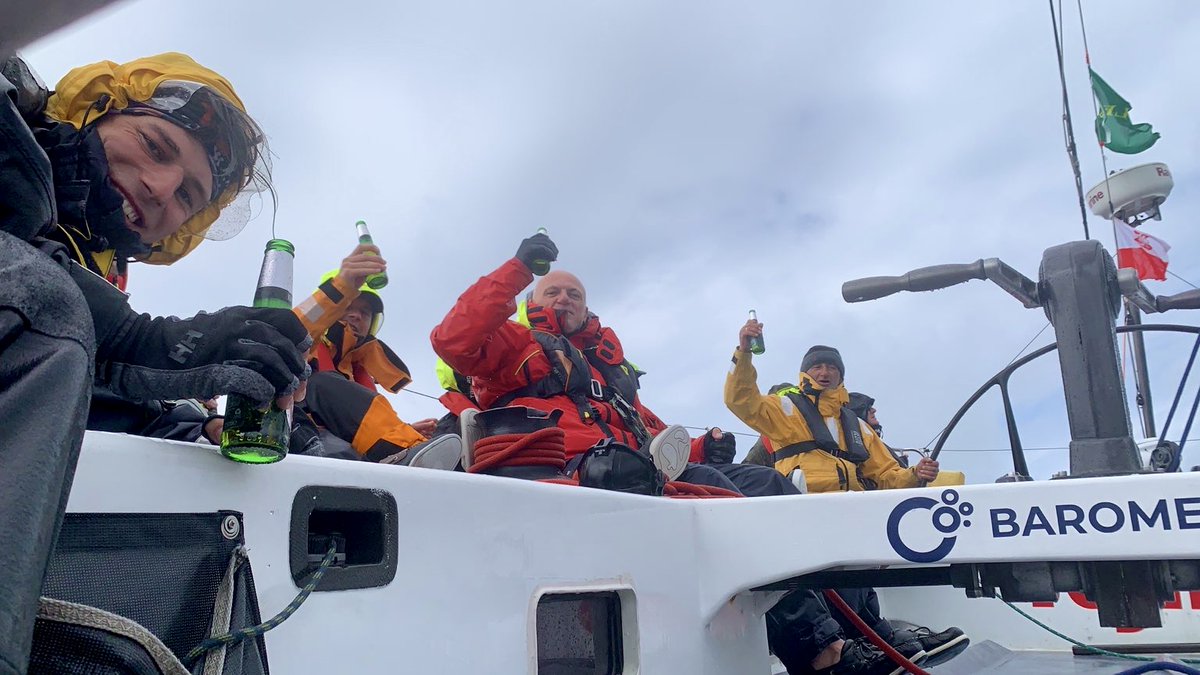 iFUJIMO's tweet photo. ⛵️Fujimo 💥 Fastnet Rock #FastnetRock 
#RolexFastnetRace #RolexFastnetRaceCherbourg
#Fujimo #Baromedical #Navipedia https://t.co/9eEWLfEjKX