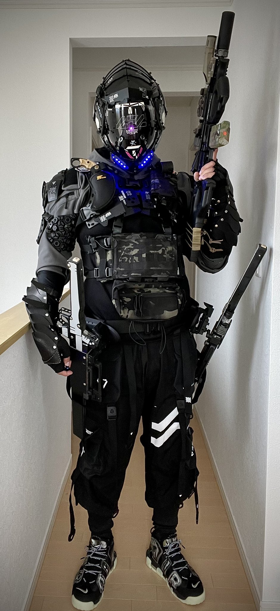 3Re 中央町戦術工芸 メカヘッド サイバーパンク コスプレ あきまんPLAMAX「GODZ ORDER」神翼騎士団 on X: 