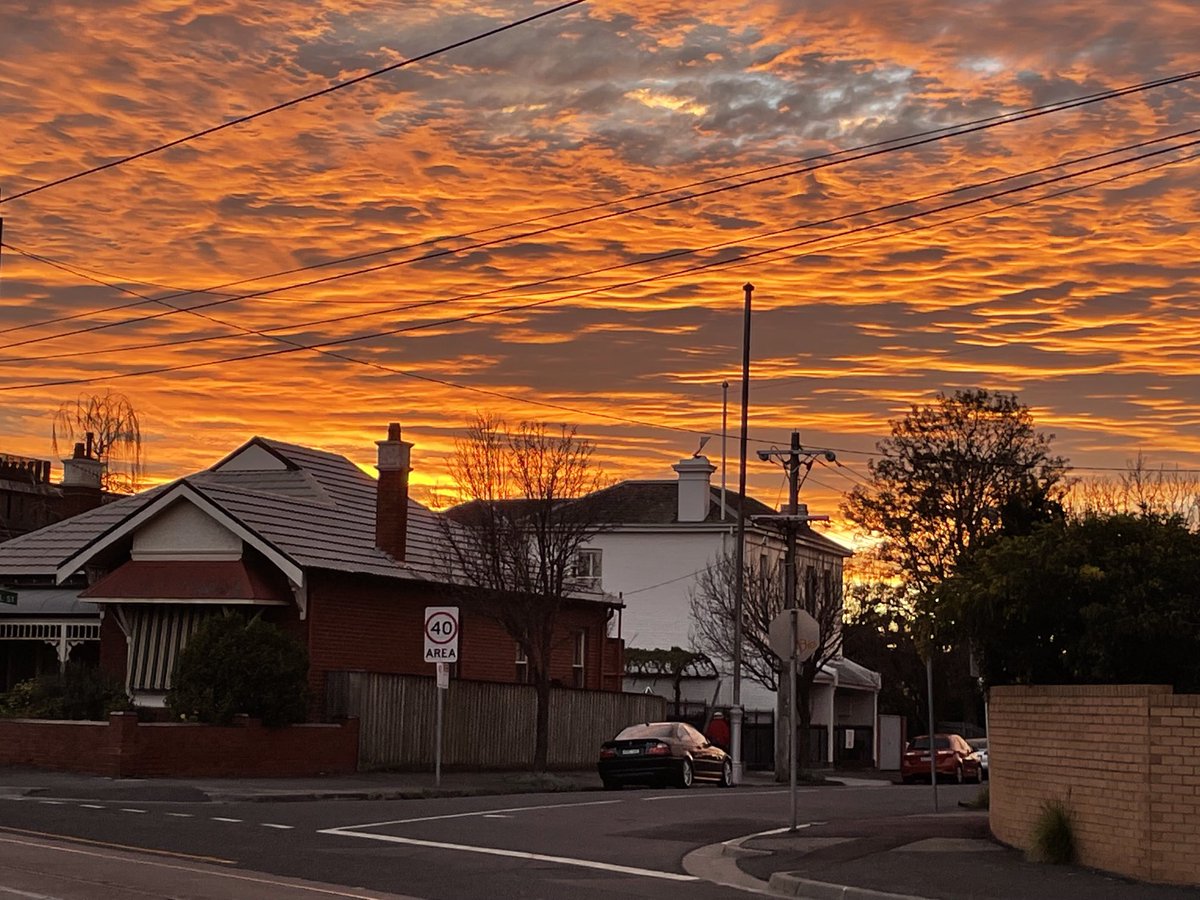 Lockdown  #6 Sunrise in Melbourne