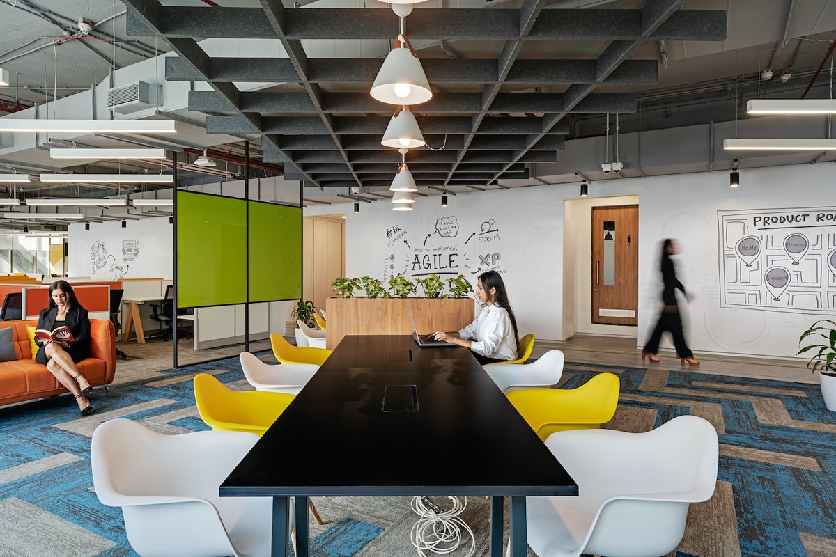 JTCPLDesigns's tweet image. A fun, millennial-oriented workspace for blue-blooded Axis Bank, India in Mumbai.

#JTCPLDesigns_HTSInteriors  #Design #JTCPLDesigns #Indianarchitects #officedesign