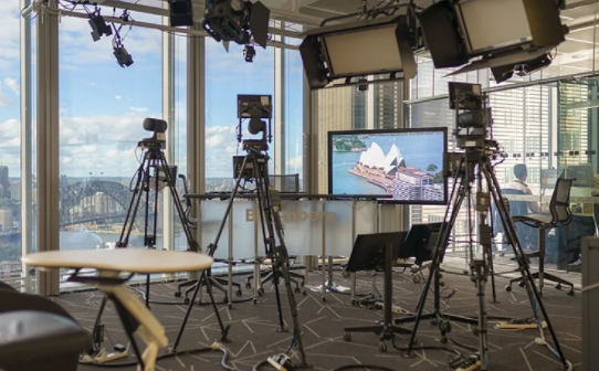 At Bloomberg News, we're serious about investing in the next generation of talent. We're offering 10-week paid internships in Australia and New Zealand that could lead to full-time roles.