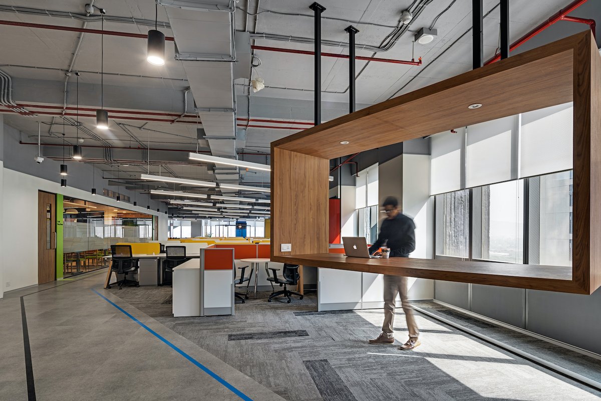 JTCPLDesigns's tweet image. A fun, millennial-oriented workspace for blue-blooded Axis Bank, India in Mumbai.

#JTCPLDesigns_HTSInteriors  #Design #JTCPLDesigns #Indianarchitects #officedesign