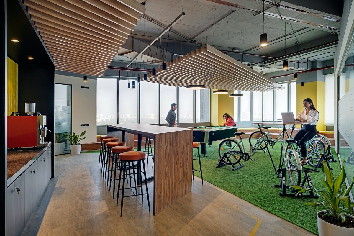 JTCPLDesigns's tweet image. A fun, millennial-oriented workspace for blue-blooded Axis Bank, India in Mumbai.

#JTCPLDesigns_HTSInteriors  #Design #JTCPLDesigns #Indianarchitects #officedesign