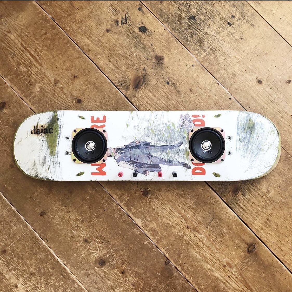 dajac スケートボード スピーカー