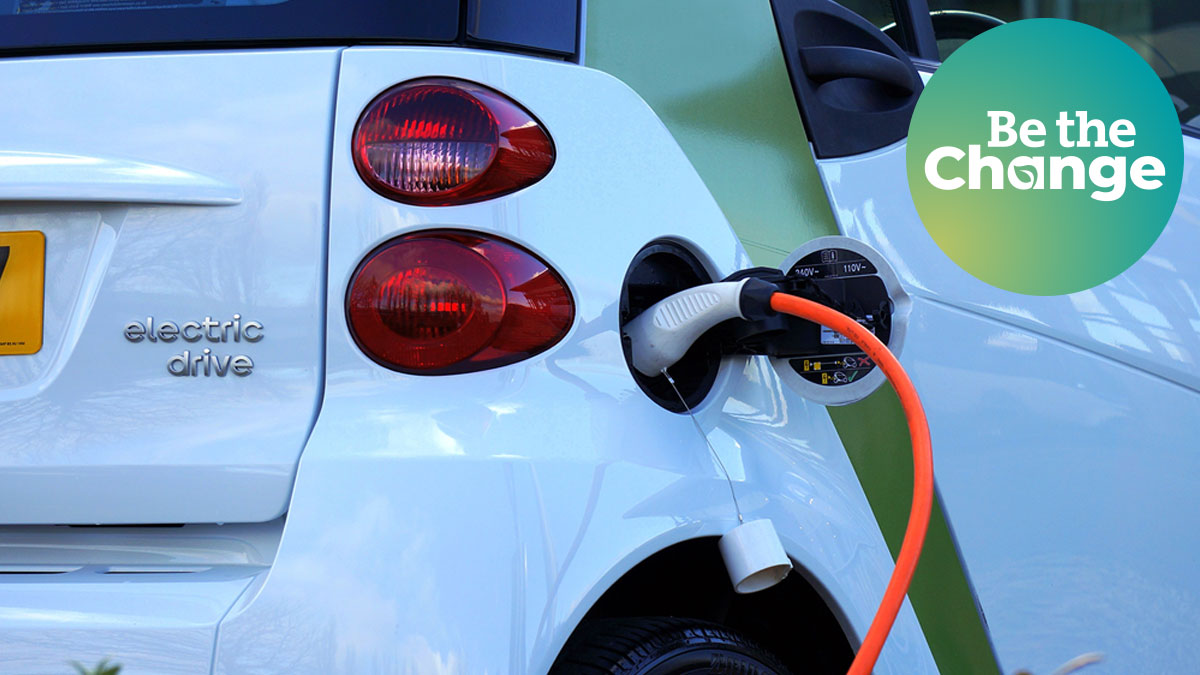 SwindonCouncil's tweet photo. We’re looking at different options to increase the number of electric vehicle charging points in Swindon, to make it easier for people to make the switch to greener transport in the years ahead.

Read our plans &amp; share your thoughts here: https://t.co/mcjSduaekE

@Swindon_Travel https://t.co/otHEMVQt77