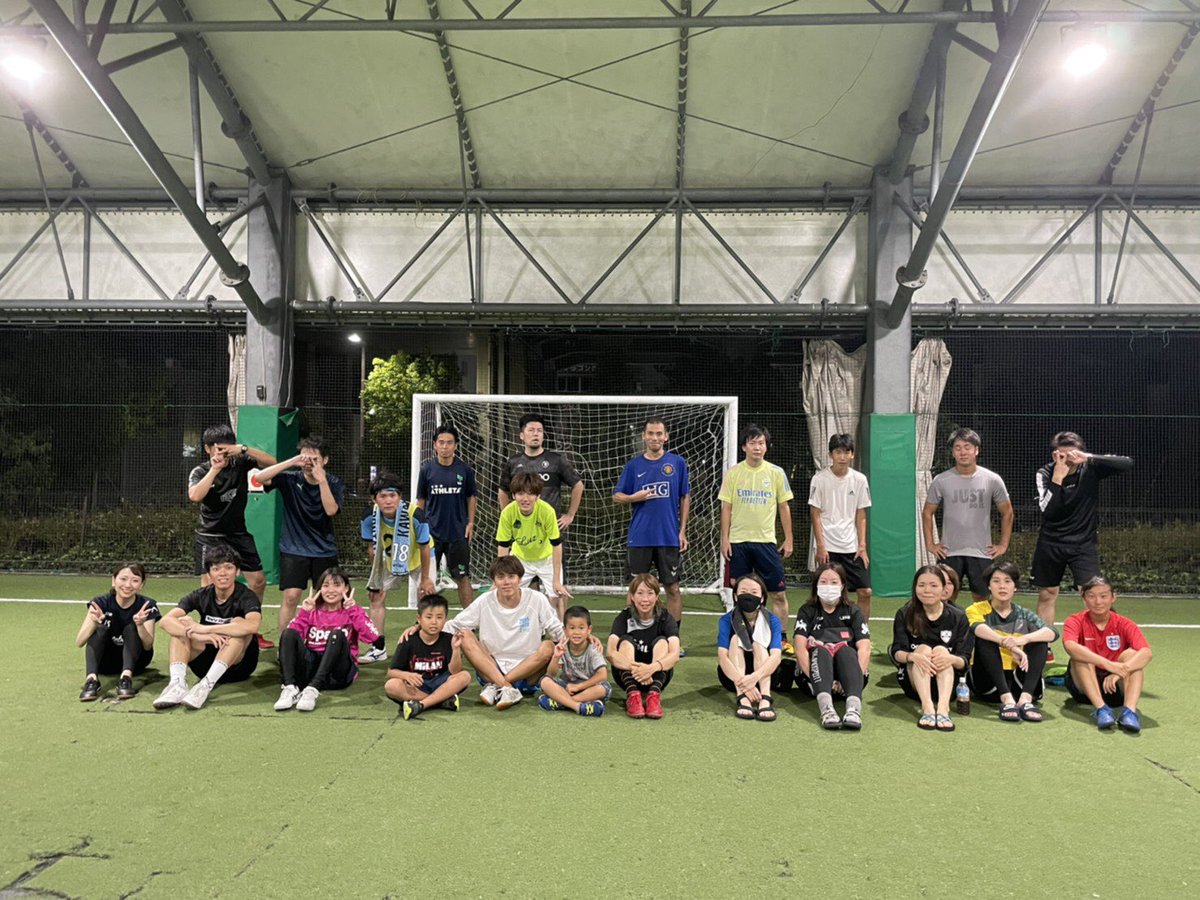 LDHsoccer's tweet photo. 久々のTwitter更新となります
『フットサルの競技人口を増やす』取り組みを@FutsalWingth として活動を行い約1年が経過しました！
大会運営から競技リーグ加盟チームとの練習試合
ここ数ヶ月では、毎週開催しているクリニックも行っております

全てが楽しい取り組みとなってます！
また皆で蹴りたい👍 https://t.co/BP9ApwYREM