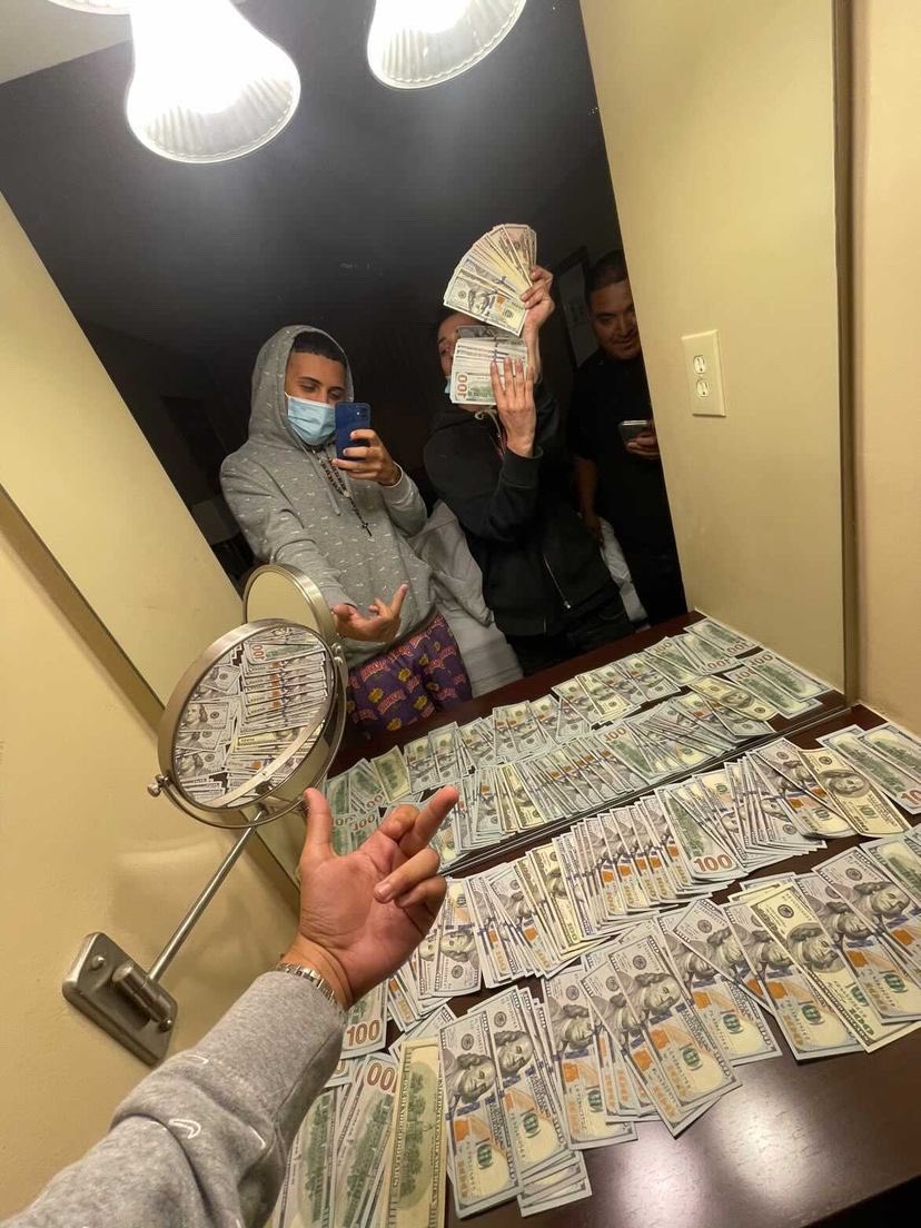 official_lilg tweet media