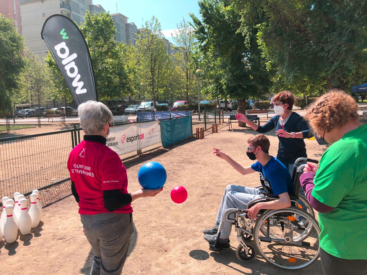 Dipta_cat's tweet photo. Gairebé 10.000 persones han participat aquest curs del programa de foment de l'esport que impulsen la @Dipta_cat i els Consells Esportius al #CampdeTarragona les #TerresdelEbre i el #BaixPenedès Desenes d'activitats per a tothom. 🚲🚣‍♀️

ℹ️ https://t.co/3GKEbPeMTQ #DiptaSuma https://t.co/Gu77V1vBxY