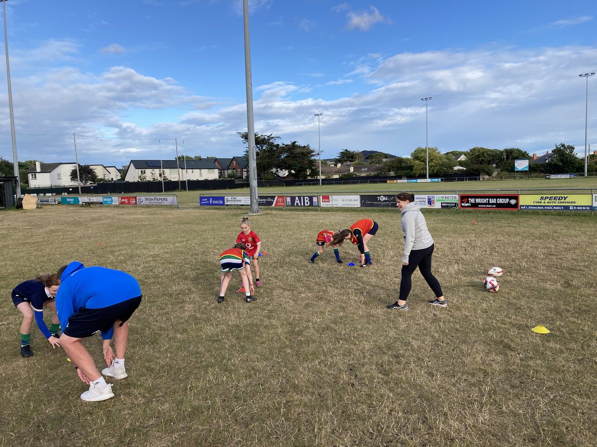 SuttoniansRFC's tweet photo. Looking forward to another #CCCGIAT Session tonight. All girls welcome at Station Road at 18:30hrs.
#YourClubYourCommunity
#NothingLikeIt https://t.co/H0zNVd8if2