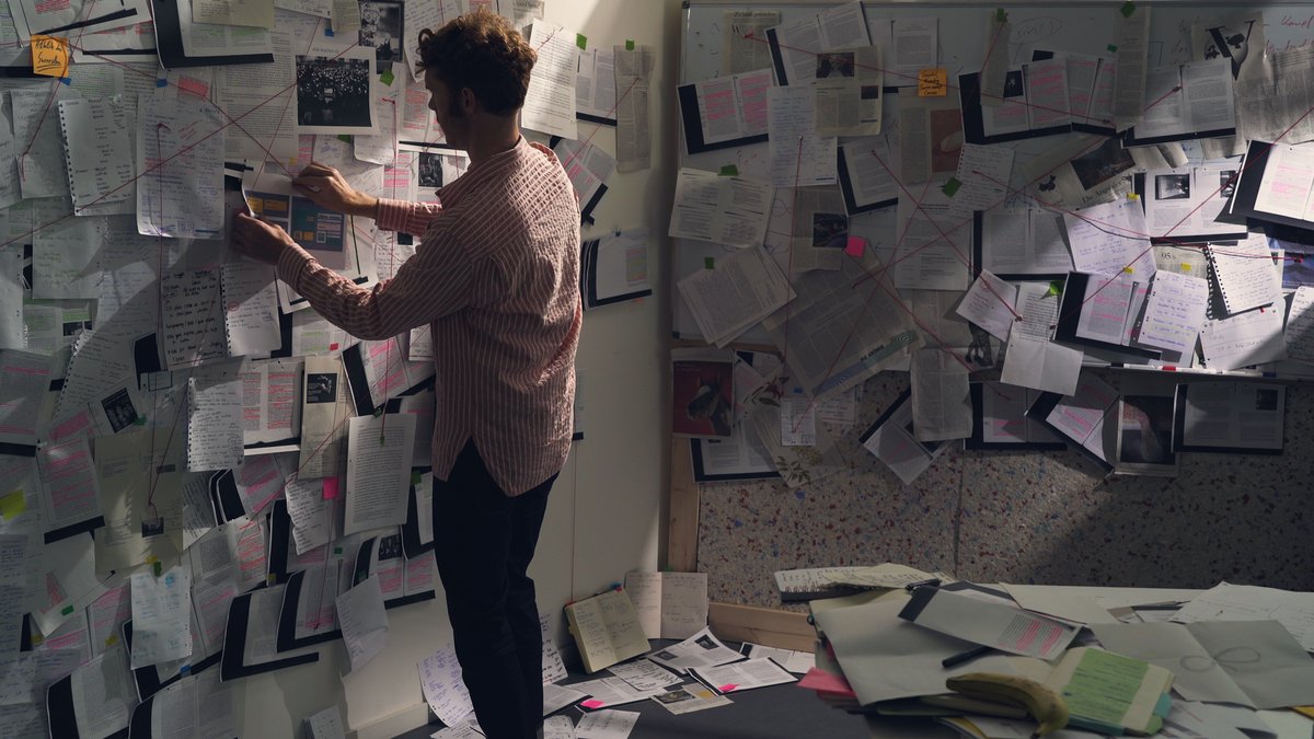 InfinityMaps's tweet image. Avoid turning your research into a thriller 🕵️ Which film did we draw inspiration from for our #ProductHunt pitch video? If you don&apos;t want to miss the launch of #InfinityMaps on Friday, you can sign up for the community 👉 producthunt.com