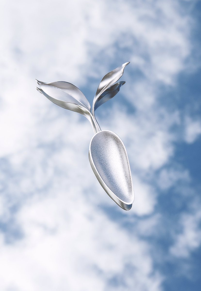 Dreaming of carrots 🥕 ☁️ happy Wednesday! 
Beautiful photo by Kety Duran 
#dcci #contemporarysilver #madeinireland <a href="/DCCIreland/">Design & Crafts Council Ireland</a> <a href="/NMIreland/">National Museum of Ireland</a>