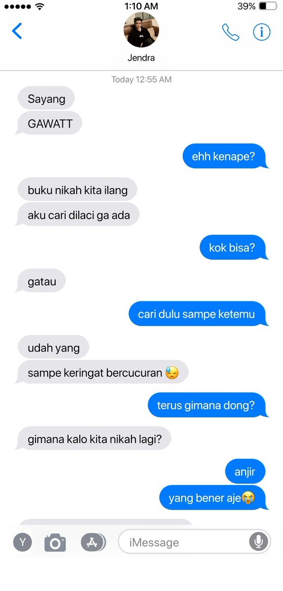 kiddiecha's tweet photo. "gimana kalo kita nikah lagi?" 

— jaehyun lokal au https://t.co/4ODnLlwq8K