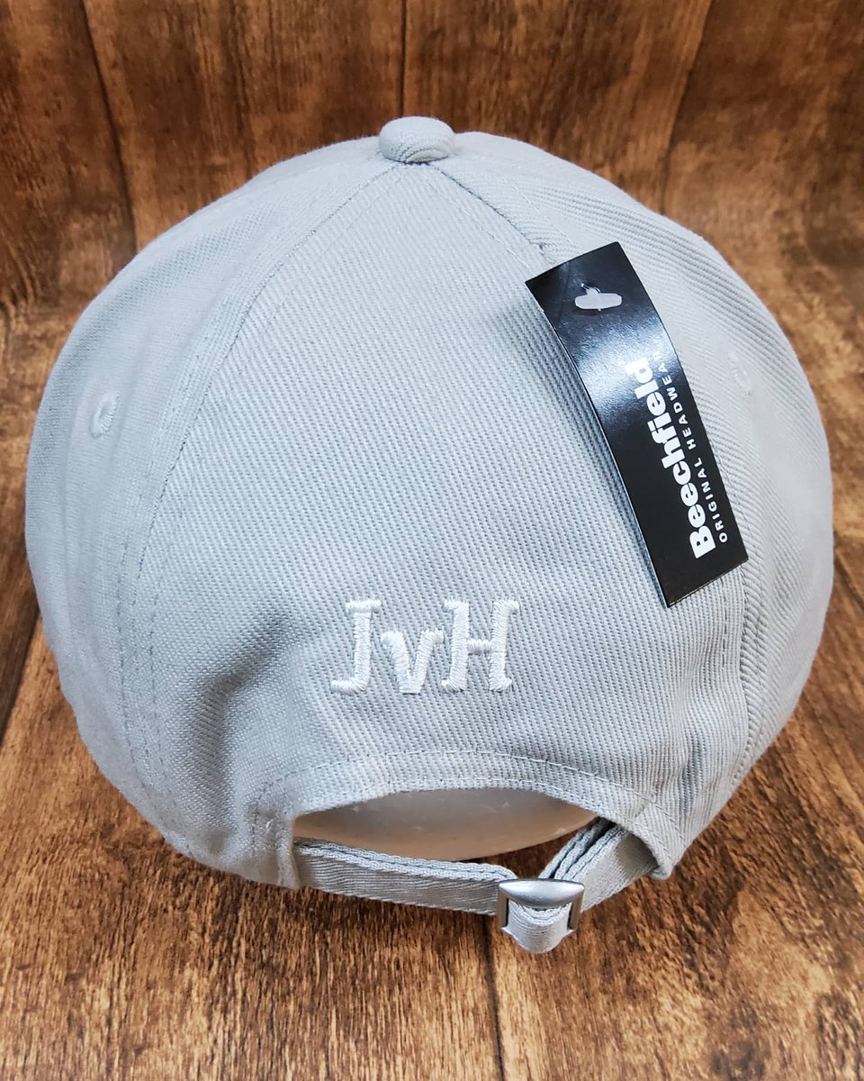 YourShirtsuk's tweet photo. Embroidered baseball hats recently produced for JvH Bootcamp and Vancols photographers. 🧢

See our online catalogue for a full list of the hats we have available to embroider your company logo or brand onto. 

#baseballcaps #embroideredhats #embroidery #hats #baseballhats https://t.co/jN30Amngcx