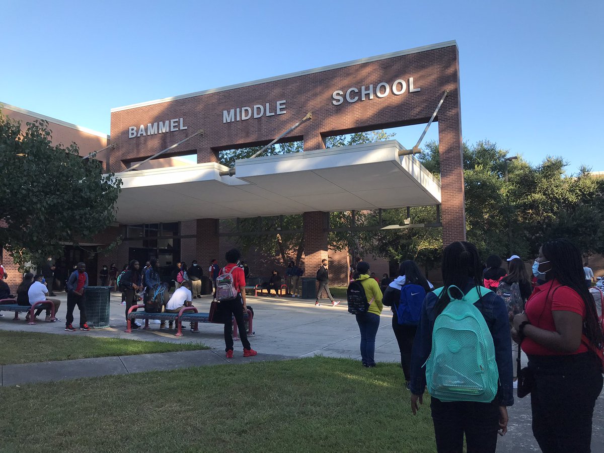 SpringISD's tweet photo. The School for International Studies at Bammel is welcoming their newest members. Welcome to our first Pre-K through 8th grade program! #SpringBackToSchool https://t.co/gPPEuoClAm