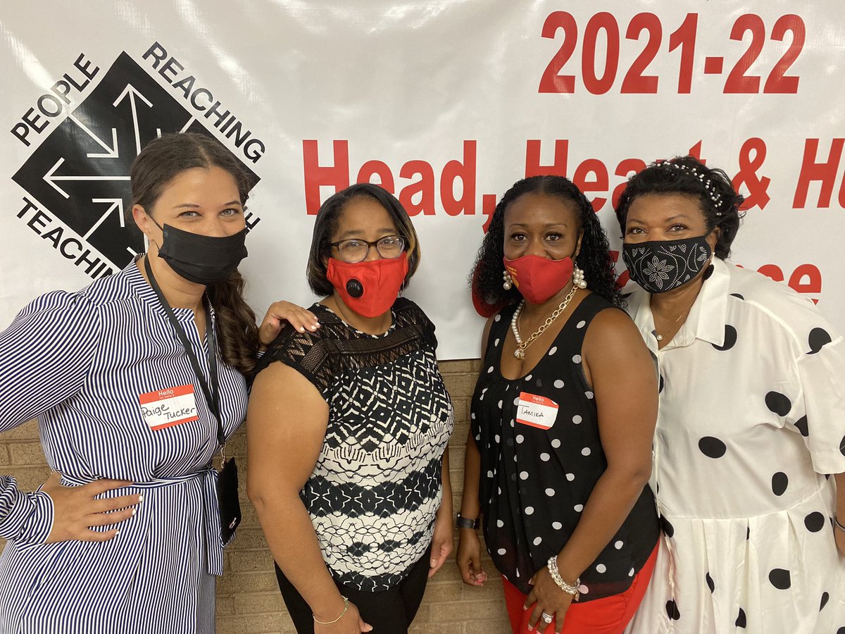 #headheartandhustle @Pburg_Schools  PCPS Leadership Conference @Mz_Freeland