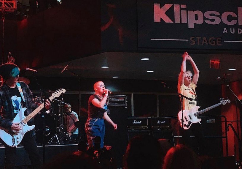 HSRockOff's tweet image. TONIGHT ➡️ We’re kicking off the 25th year of this killer competition with a Rock Hall showcase featuring some alumni artists:

@grenontheband 
@DetentionLive 
@LittleGFresh 
@assaultcle
and @SoRCleveland

Join us at the Rock Hall at 5pm!
Info: bit.ly/3lVc6vY