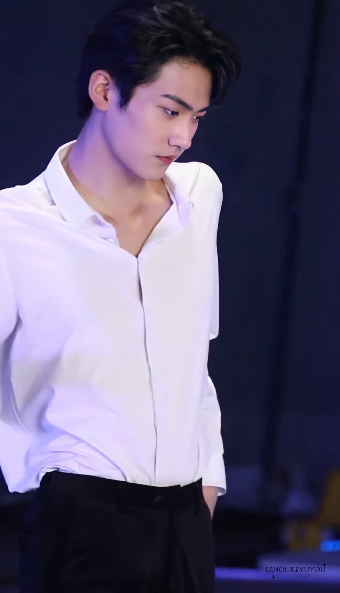 โจวเฟยหลิง♡ tweet media