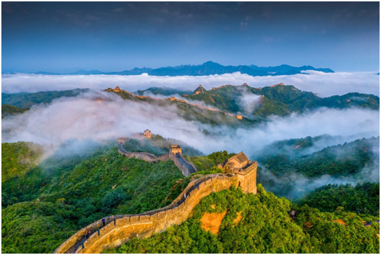 Medios03181715's tweet photo. La niebla de la mañana en la Muralla China muestra este impresionante paisaje #China #Hebei #cultura #historia #bellezachina https://t.co/woz69DP7rG