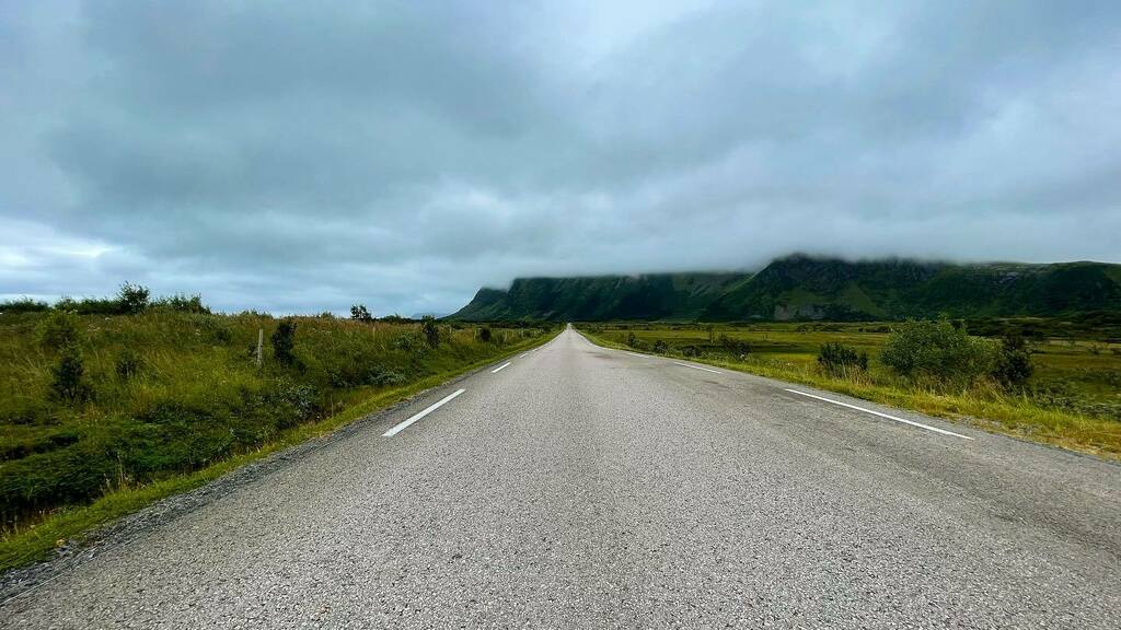 Still amazing here, despite the rain… 😍🎉🙌🏽🏔🌧