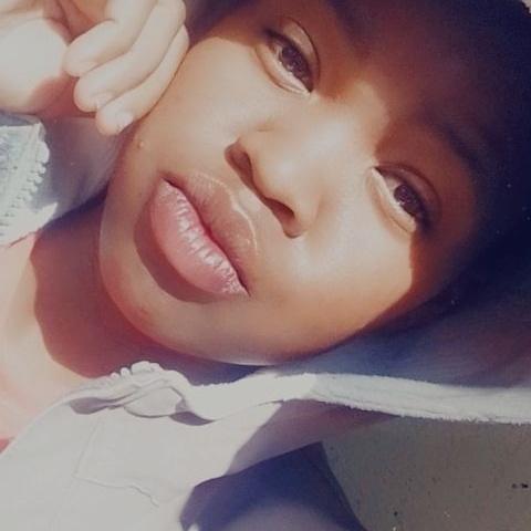 Nthabeleng34's tweet photo. #NewProfilePic https://t.co/bNQfyR70YI