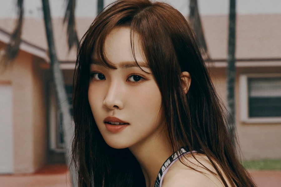 soompi's tweet photo. #Yuju In Discussion To Join #KangDaniel's KONNECT Entertainment
https://t.co/4ZorSGwrLl https://t.co/ci3c5OeS91