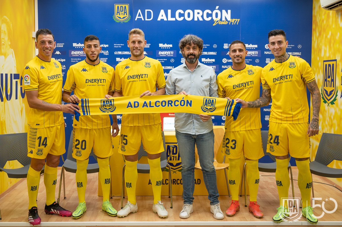 🆕 Comienza la presentación de <a href="/carlosRJ4/">carlos hernandez</a>, <a href="/abdel_badaoui/">Al Badaoui Abdel</a>, <a href="/Fornies_3/">David Fornies</a>, Nico Gorosito y Raúl Asencio en la Sala de Prensa de Santo Domingo.
Síguela en directo en nuestro canal de #Instagram 🔴

#BienvenidosalADA