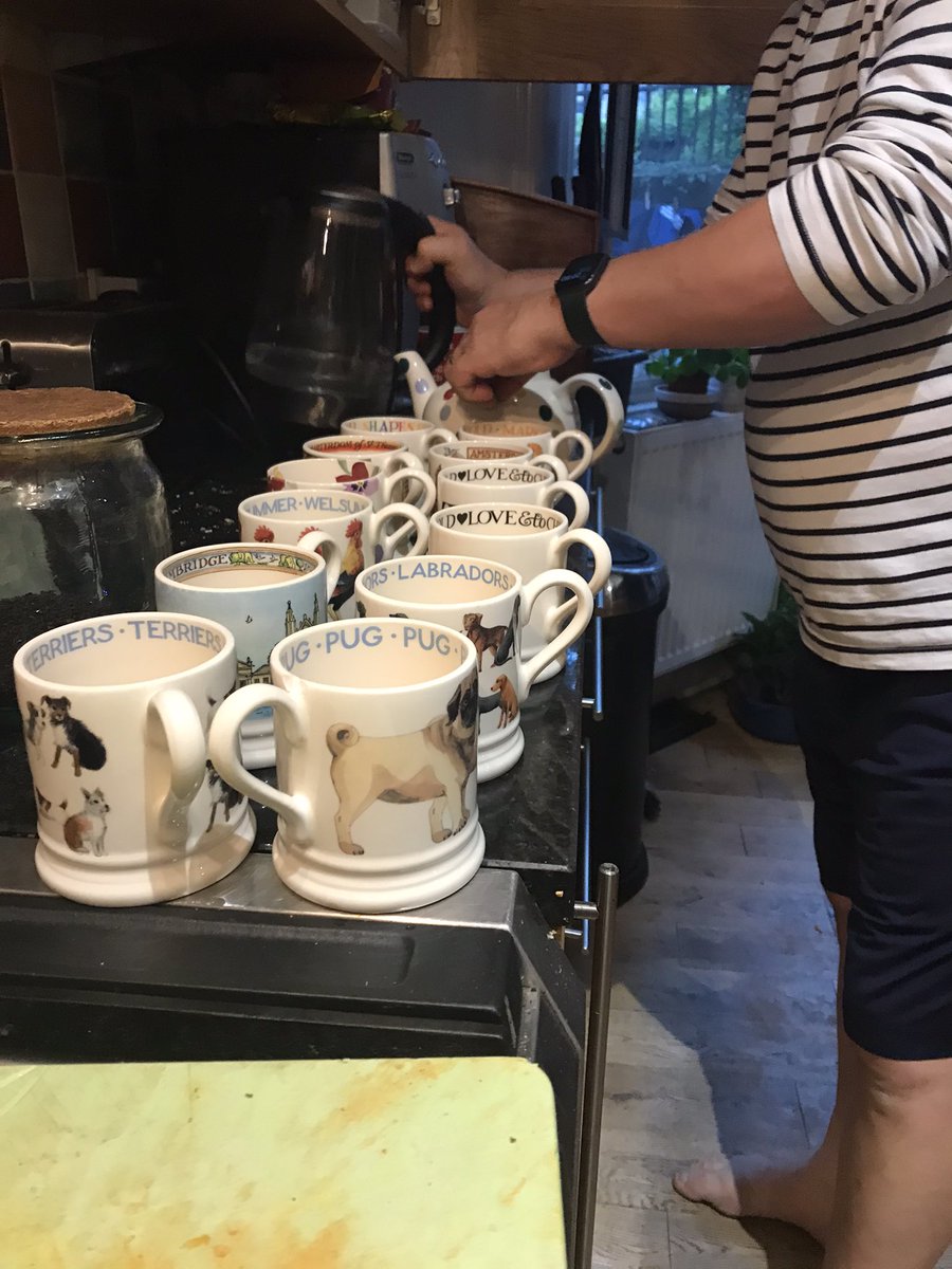 MIrandaJennieJo's tweet photo. First @PsandGs Connect group face to face tonight! Laugh, chat, friendship and (lots of) food and tea! #whentwoorthree Matt 18:20 #funisback https://t.co/Irirwl298J