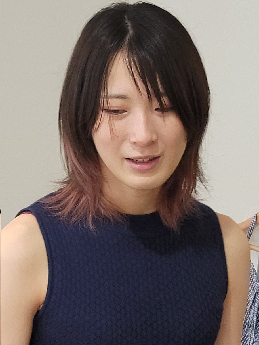 DropLastnote's tweet image. 晴れた日の朝は振返り3
初公演の一人芝居に出演してくれた佐瀬ののみ。たったひとりの出演で本番緊張しているのがわかったが、ほぐしてあげられなかった。共演者のいないプレッシャーというものがどれぼどのものか。でも出し切ってくれた👍
ののみがいなければこの公演は成り立たない。感謝！