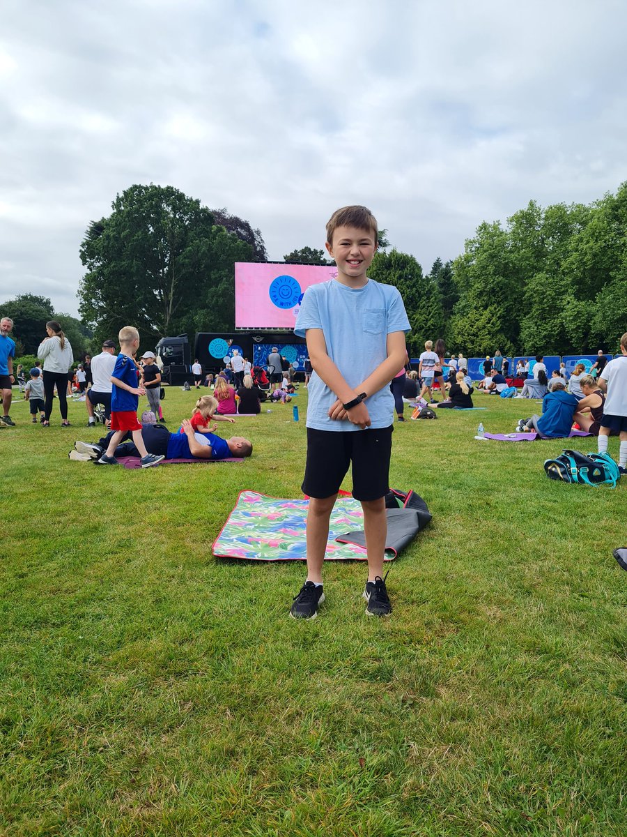lbubb27's tweet image. A FAB time at @thebodycoach 💙💙💙 @WarwickCastle Thank you 😊