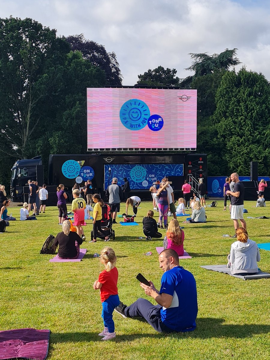lbubb27's tweet image. A FAB time at @thebodycoach 💙💙💙 @WarwickCastle Thank you 😊