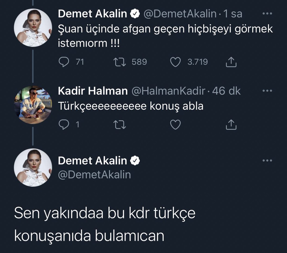 Yorumsuz bir şekilde.
Demet Akalın'ın tweeti..

#VatanEldenGidiyor