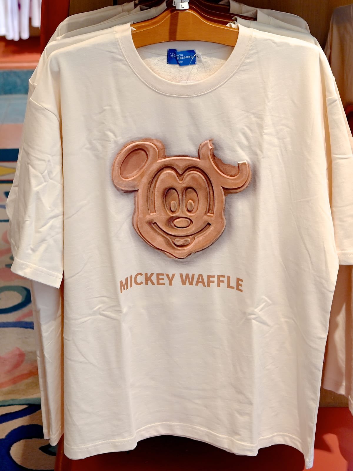 Mezzomikiのディズニーブログ ミッキーワッフル リトルグリーンまんデザイン 東京ディズニーリゾート パークフード Tシャツ本日発売 詳しくは T Co Ug8eujhxna T Co Yt62lyrq7k Twitter