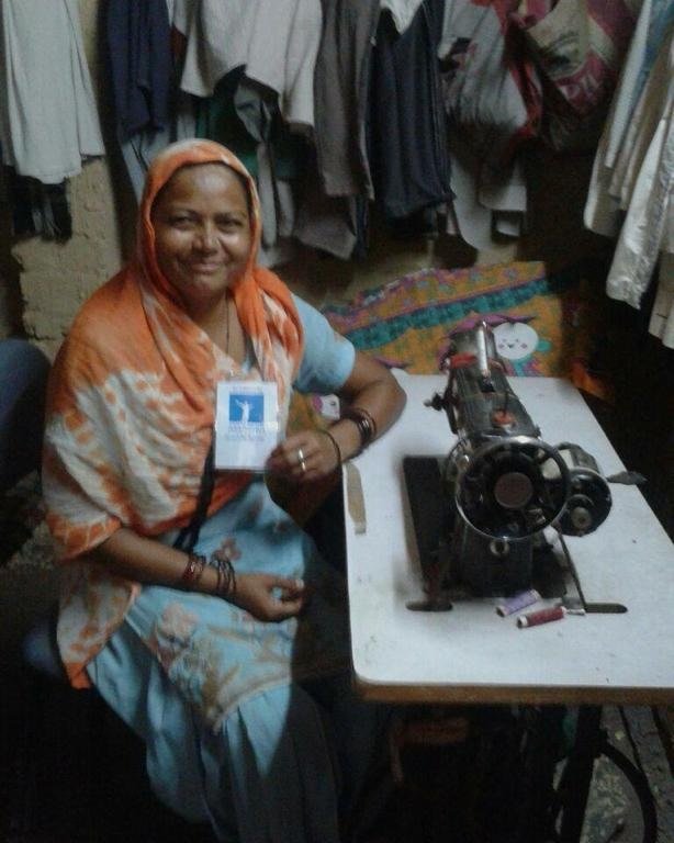 anupriyaakujur's tweet photo. Women empowerment with @aashmanfoundation #freeskill #womenempowerment #teamaashmanfoundation https://t.co/fMI5aRYIMk