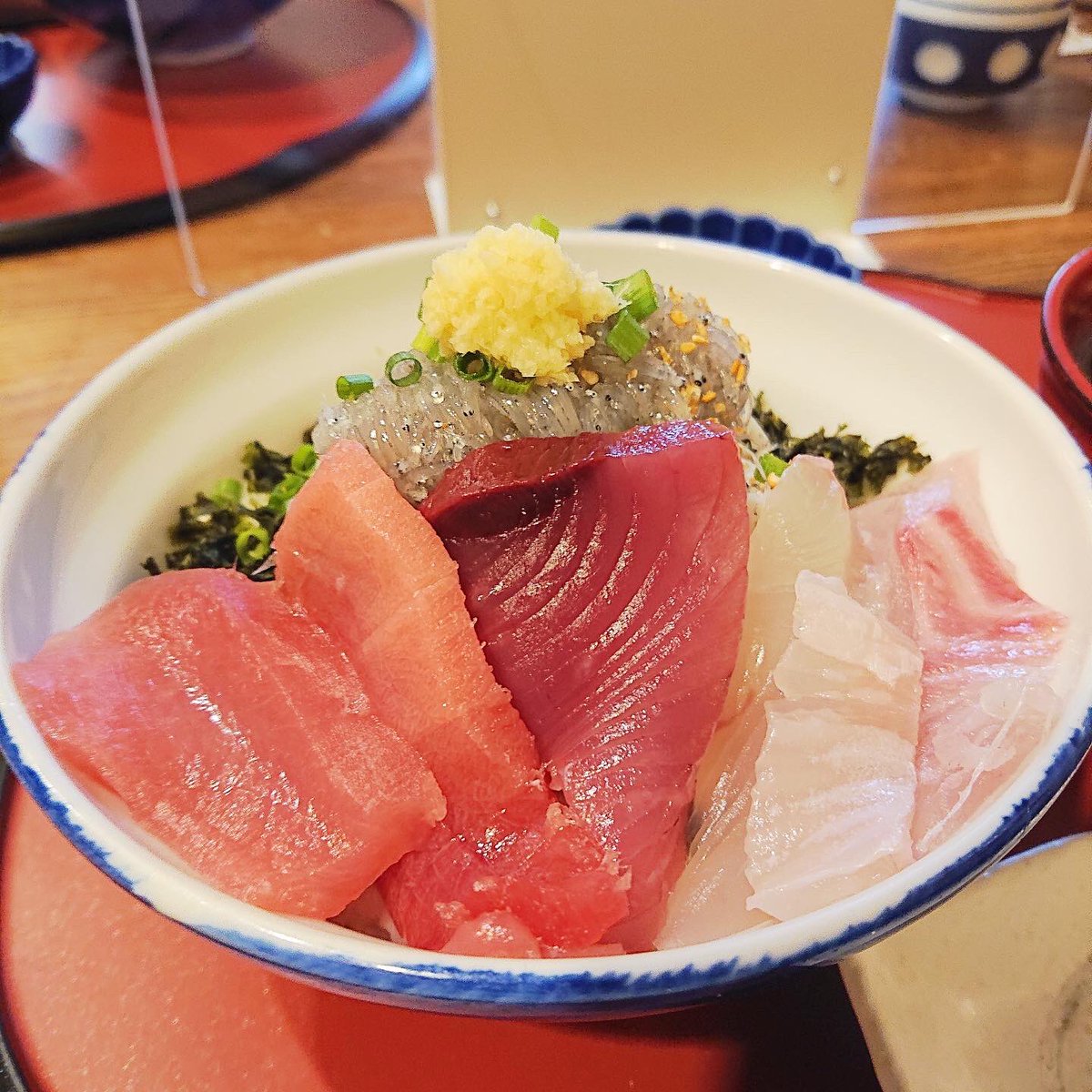みんなの しゃもじ 海鮮丼 口コミ 評判 食べたいランチ 夜ごはんがきっと見つかる ナウティスイーツ