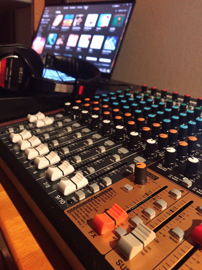 72SUvpjXMQZvPPK's tweet photo. 久しぶりに音楽を「掘る」ことができている気がする♫
#tascam #model12 #ssw #bassist #spotify https://t.co/cwYfCAxY1f