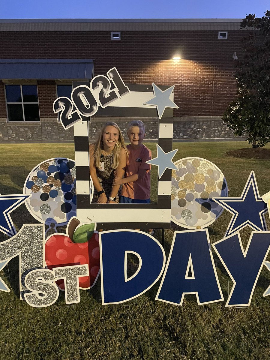 KirstinGirard's tweet image. When mom and dad are both educators, first day pictures are in the dark! @BrandonJGirard #proudpubliceducator