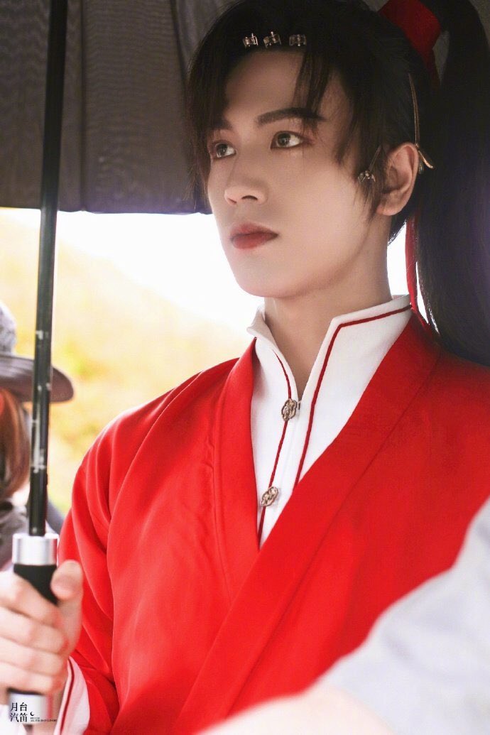 ZhanglingheP's tweet photo. #zhanglinghe #จางหลิงเฮ่อ #张凌赫 https://t.co/6mZOHWoUYV