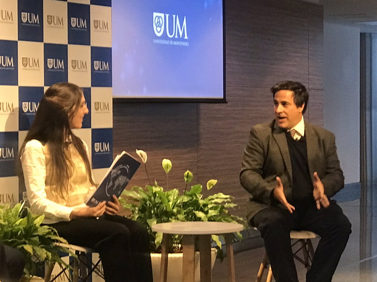 El director de la carrera Ciencia de Datos para negocios de <a href="/ingenieria_UM/">IngenieriaUM</a> y CEO de <a href="/montevideolabs/">Montevideo Labs</a>, Ing. <a href="/mgurmendez/">Maximo Gurmendez</a>, habla de cómo interactuar con los datos para ser más eficientes en la toma de decisiones de las empresas.