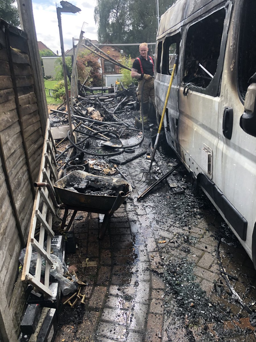 WMFSSutton's tweet image. Assertive firefighting by @WMFSSutton and @WMFSPerryBarr Red watch. Responding within our 5 minute attendance time helped to stop this rapidly developing fire destroying homes. #getoutstayout @WestMidsFire