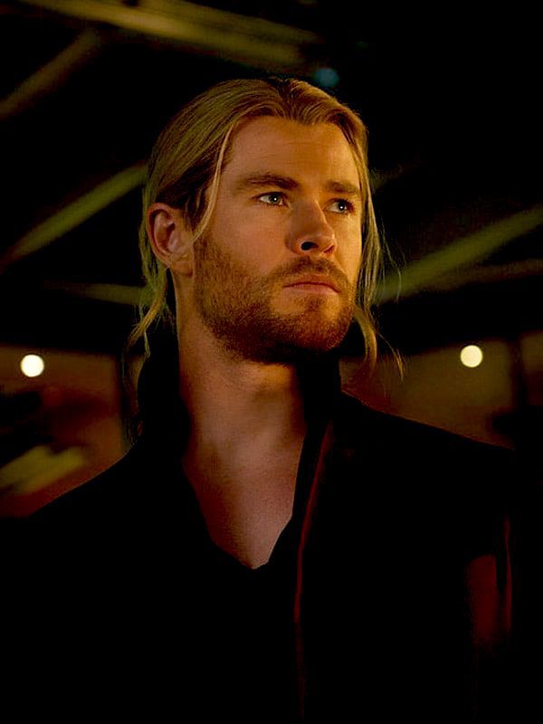 HAPPY BIRTHDAY CHRIS HEMSWORTH 