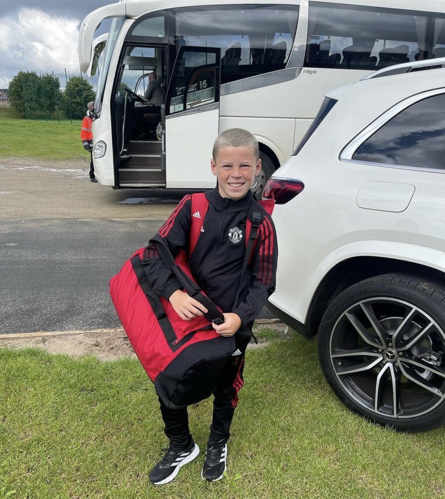 Good luck to my son Kai on his first trip away with <a href="/ManUtd/">Manchester United</a> 🙌❤️⚽️