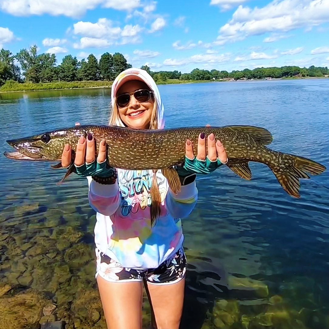 fishinggirl1122 tweet media