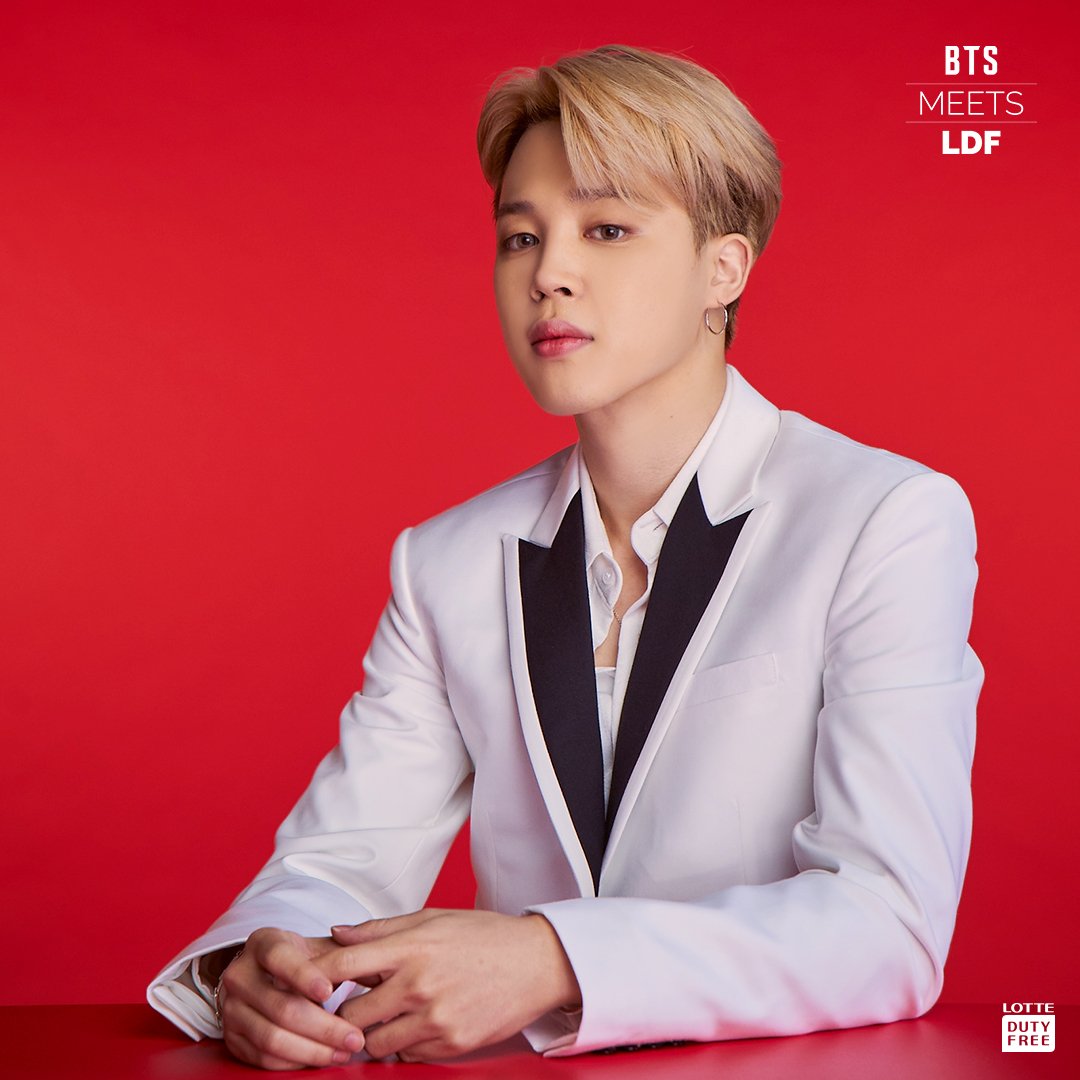 BTS_Yopal's tweet photo. BTS in LDF

#LOTTEDUTYFREE #BTS #BTSLDF @BTS_twt 

~Monnie🧸 https://t.co/CDHly2xQ97